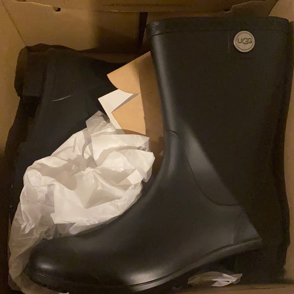 #ugg #rainboots #size10 - Picture 1 of 1